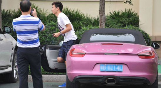 中国国足都开的什么车,国足分别开什么车