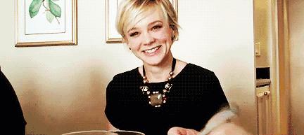 垫下巴有血水怎么办,垫下巴会把骨头磨掉嘛