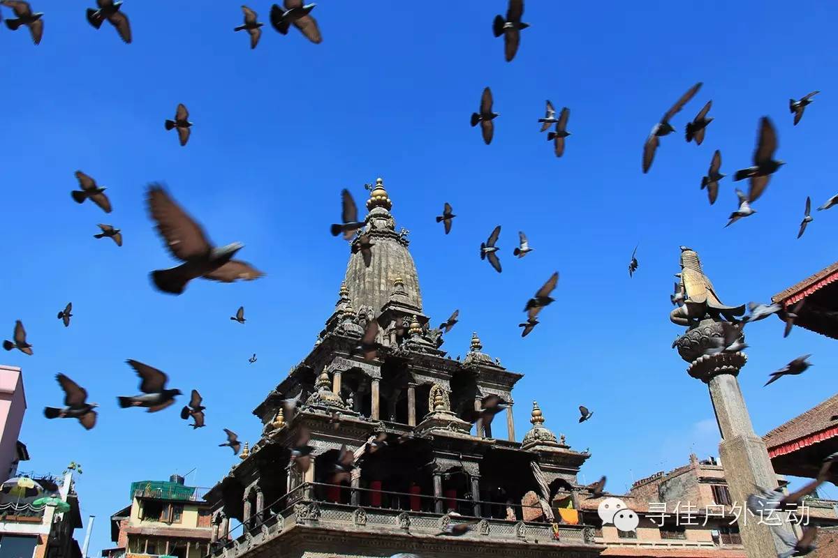 尼泊尔雪山日出,尼泊尔天空雪山