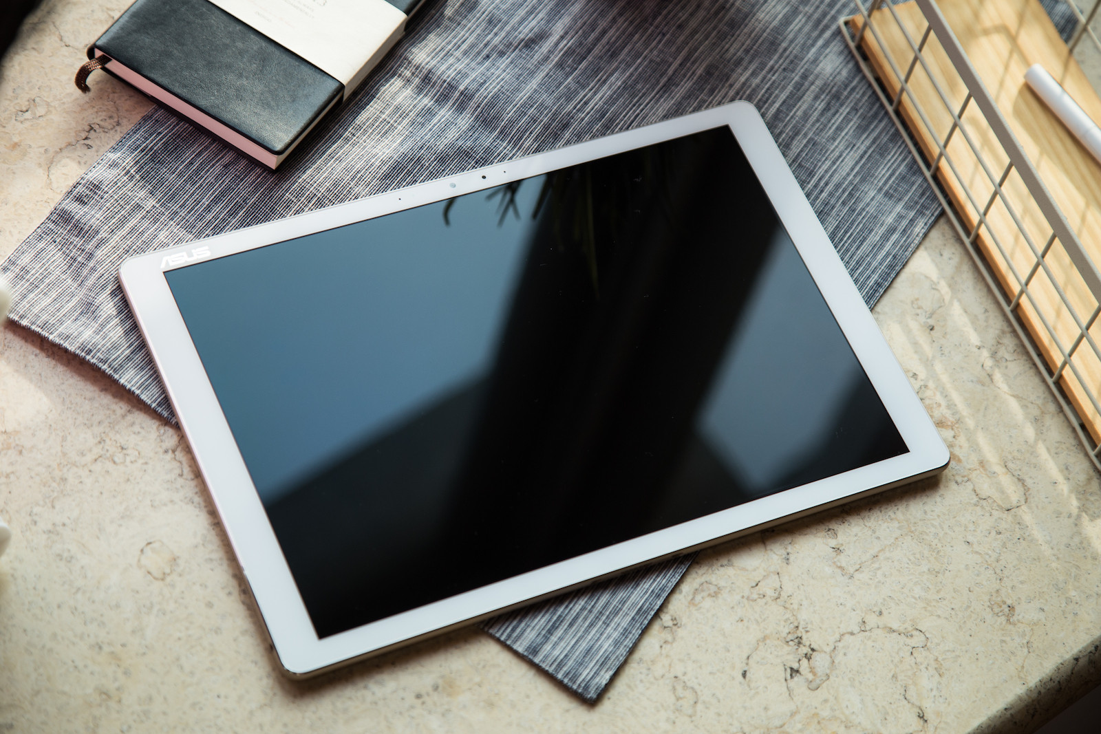 华硕灵焕3升级内存,影音效果好的笔记本