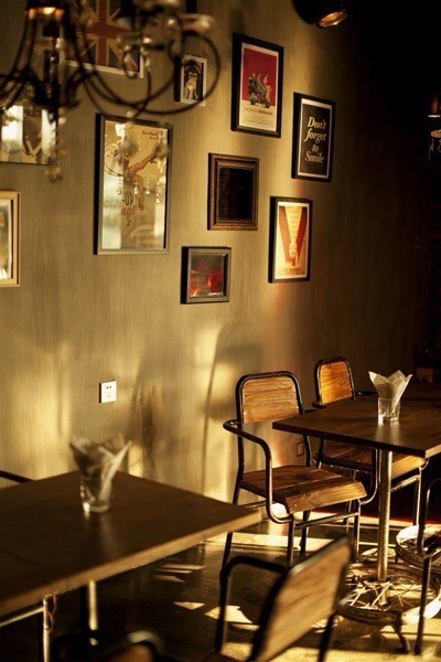 虽然和张含韵配一脸，但看这两部剧时觉得彭冠英和张子萱更登对哦