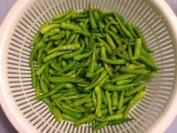 泡椒小米椒腌萝卜,泡椒小米椒怎么腌包菜