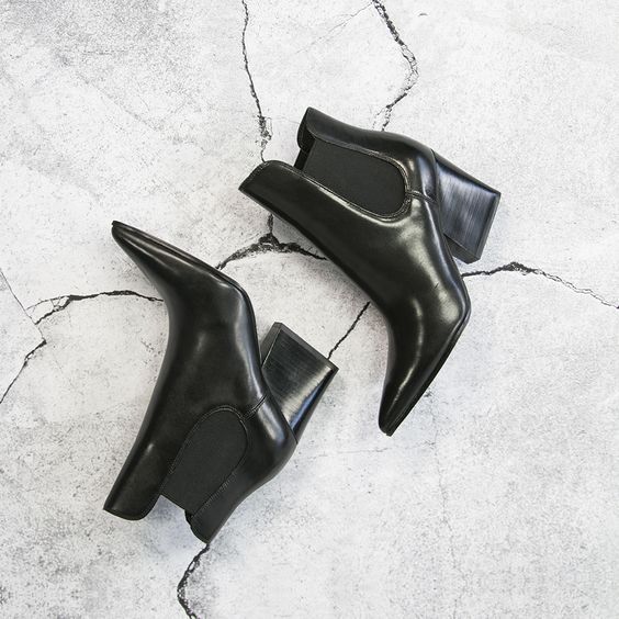 时髦长靴子秋季女2022爆款洋气,今年流行小脚裤靴子时髦显瘦