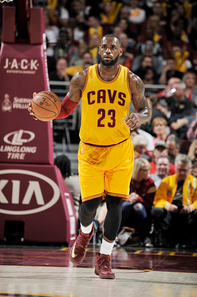 詹姆斯的控球水平在前锋中排名,詹姆斯控球大前锋