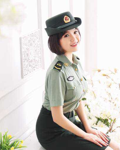 退伍女兵漂亮的照片,退伍仪仗女兵视频