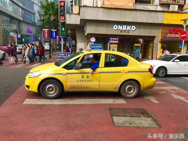 重庆有哪些城市比较好玩,重庆到底有什么好玩的