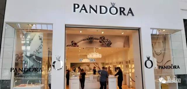 新婚夫妻卖黄金事件,新婚夫妻花8万元