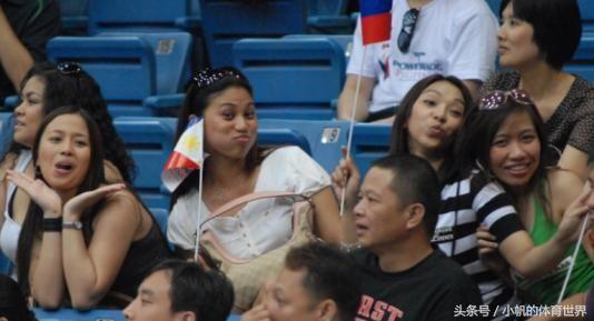 日本女球迷pk中国女球迷,各地女球迷颜值对比