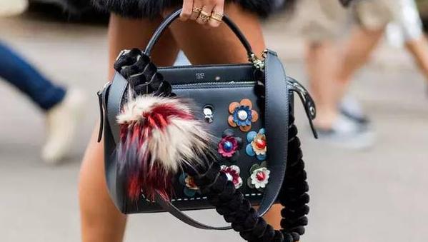 最时髦的钥匙扣,最时尚流行的女士钥匙扣