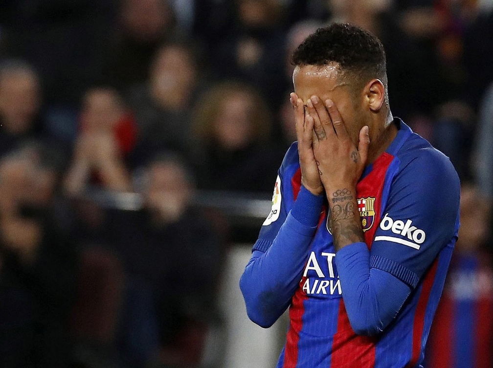 内马尔和梅西哪个值得换,内马尔小罗完整视频