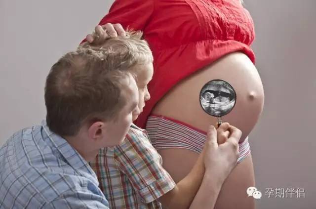 宝宝b超偏小两天,孕晚期b超比实际偏小11天正常吗