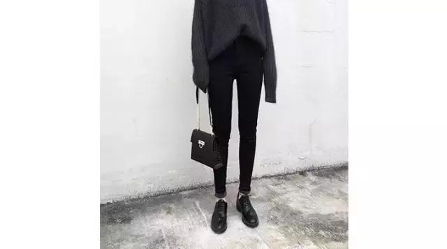 丑的人才穿秋裤，美的人只穿leggings