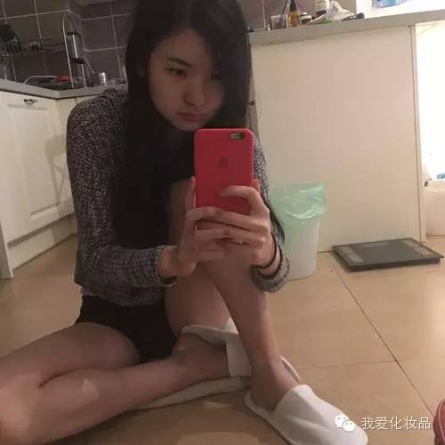 教你画最简单的妆,教大家画一枚超自然的烟熏妆