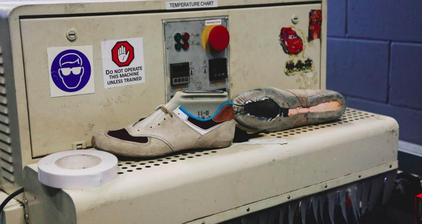 英格兰制造！newbalance全新袋鼠皮足球鞋