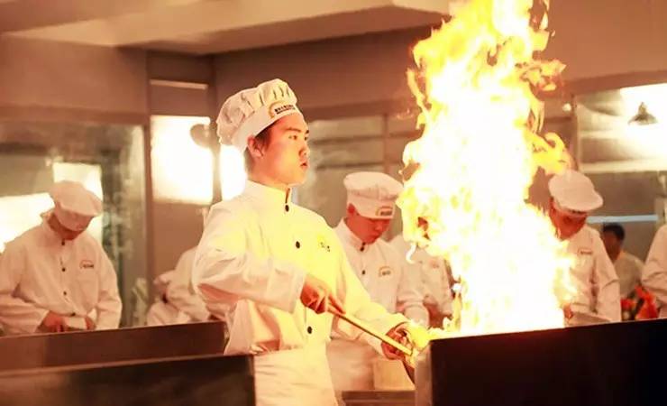 金台榜丨2016年行业高薪榜出炉，瞅瞅你入对行了吗？