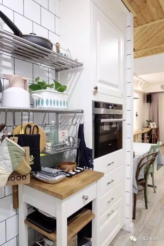 墙面收纳置物架,六个平方厨房收纳置物架