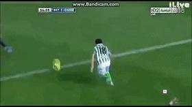 曾经是杀气腾腾的防弹武僧，如今成和蔼劝架的防守圣僧