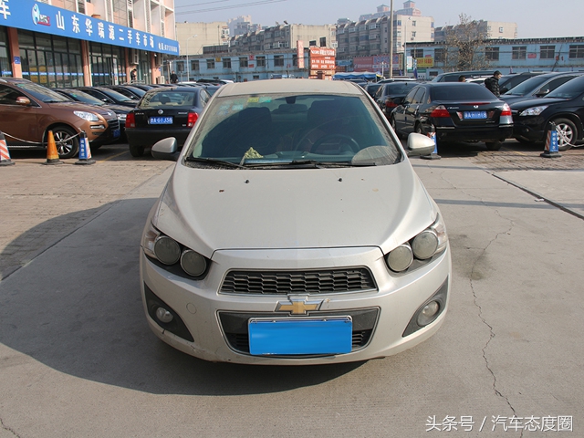 二手车2到3万油耗低,3万左右的二手车推荐哪款车型