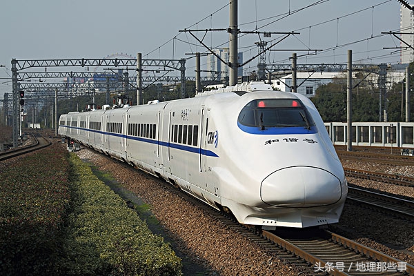 动车和高铁的区别是什么,动车和高铁火车有什么区别