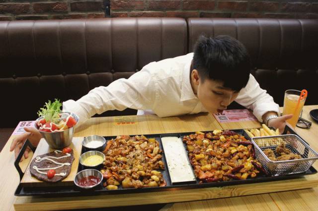 免单韩式部队火锅,免单火锅鸡