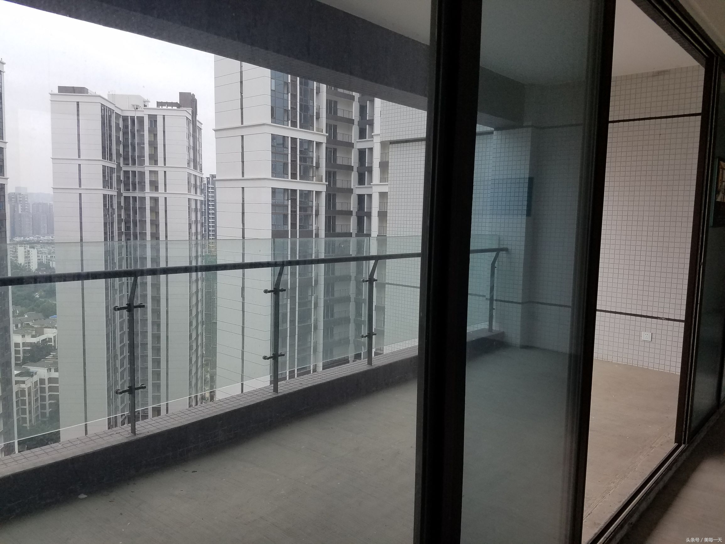 隔墙桑拿板安装,成都桑拿板安装人工费