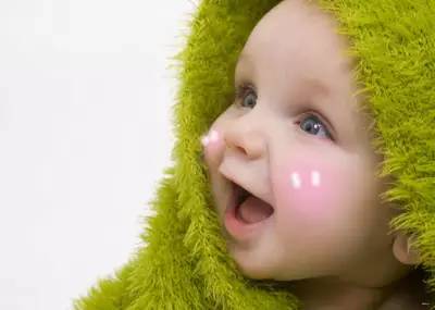 冬天脸红发热是什么原因造成的,宝宝冬天脸红擦什么面霜比较好