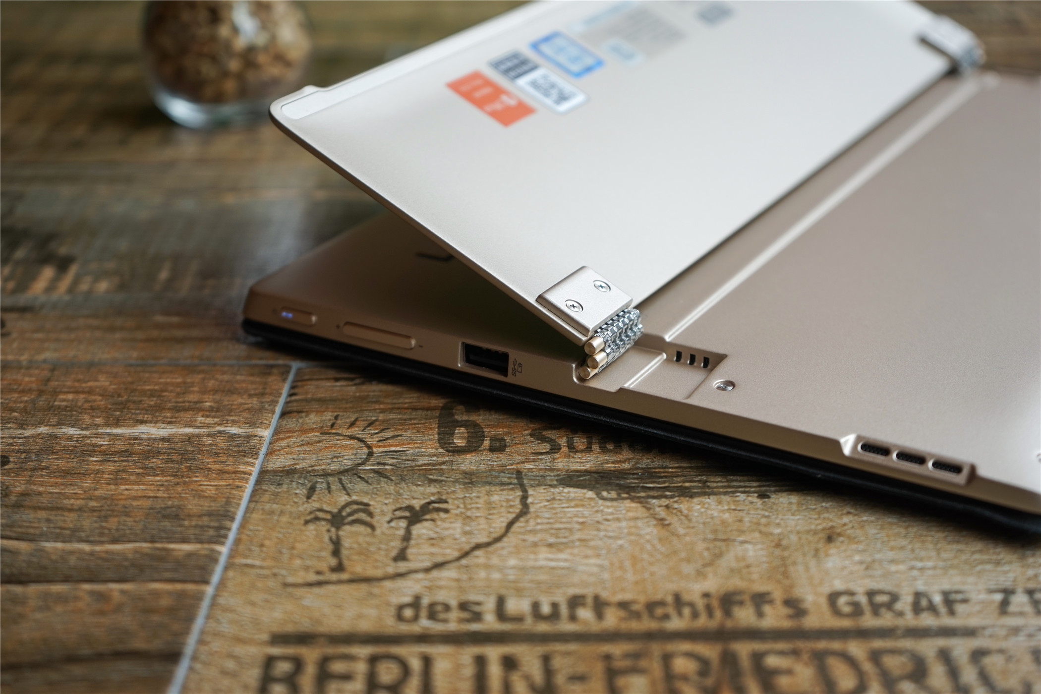 联想miix5深度测评,联想miix5pro深度测评