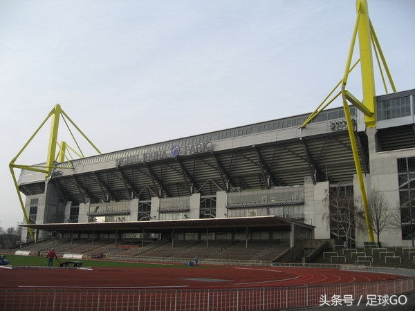 一起去看球场,世界著名足球场