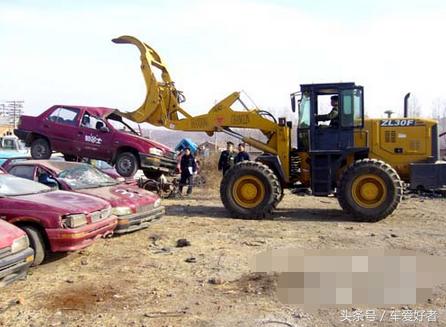 60万公里和15年强制报废哪个好,私家车60万公里强制报废吗