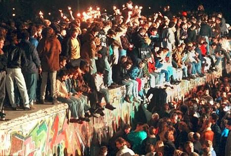 你为什么认为牛仔裤是流行的,牛仔裤的流行因素有哪些快戳进来