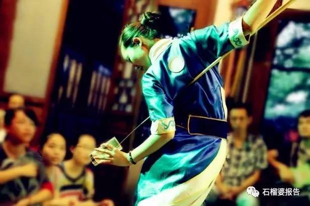 读者来稿完整版视频,读者来稿400字