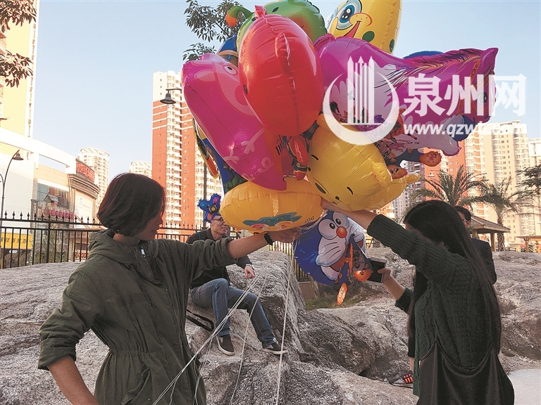 消防氢气球实验,氢气球危险还是氦气球危险