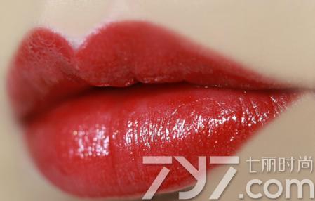 ysl星辰限量彩妆眼影怎么样,ysl星辰圣诞限量版