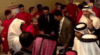 自制梅西球衣的小男孩,身穿梅西球衣的阿富汗男孩