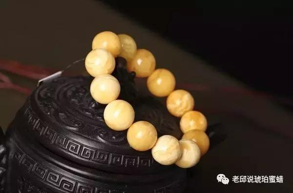 琥珀蜜蜡最简单的检验方法,琥珀蜜蜡值不值得入手