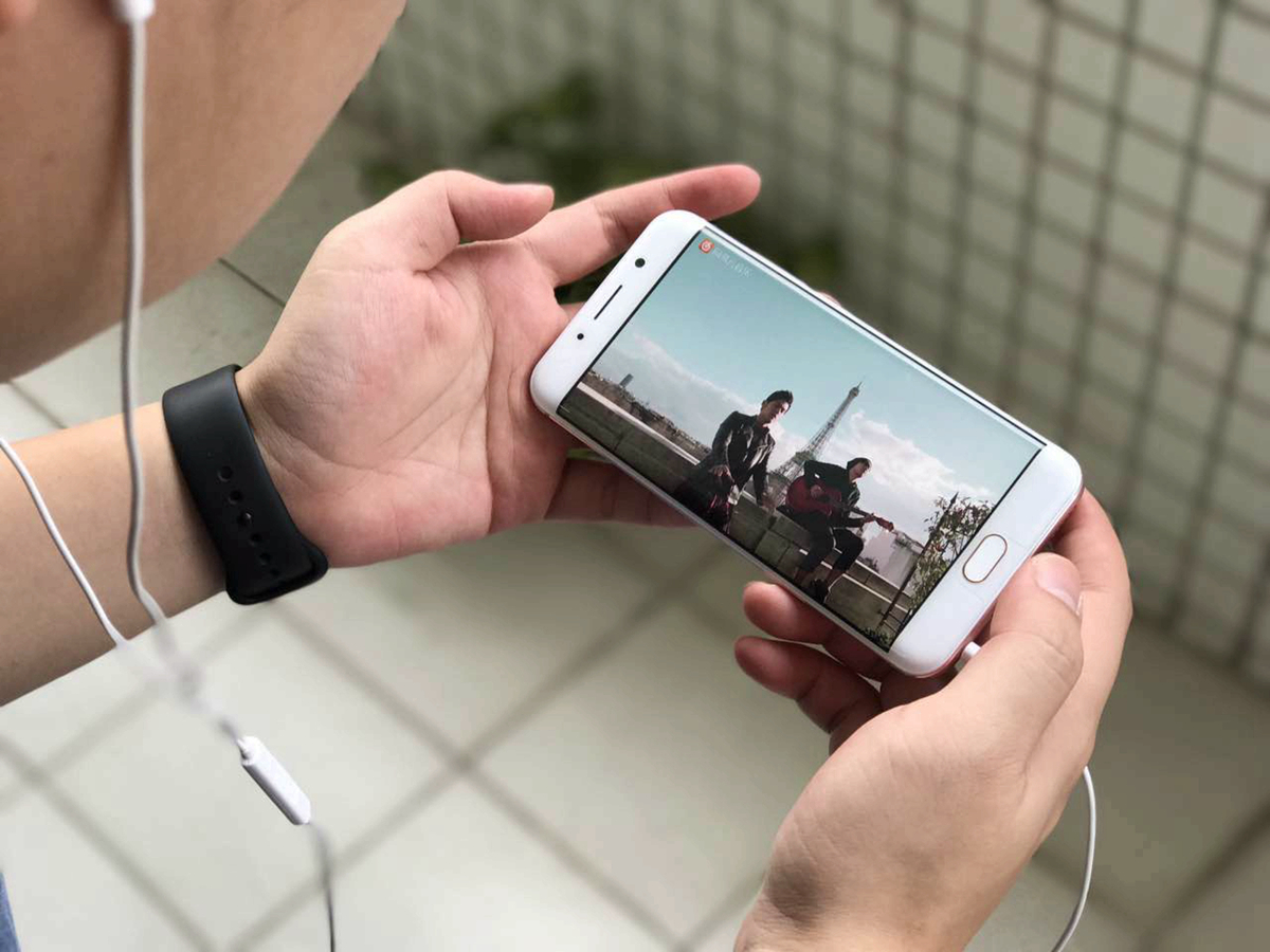 为什么说vivoxplay6是音乐手机,双曲屏vivoxplay6