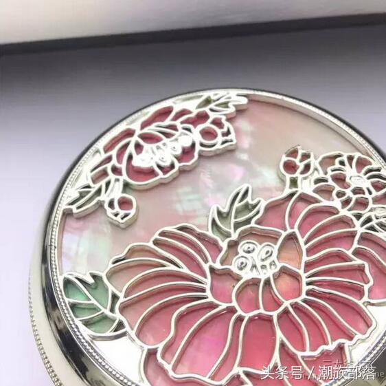 雪花秀经典款和气垫哪个好用,雪花秀水亮气垫