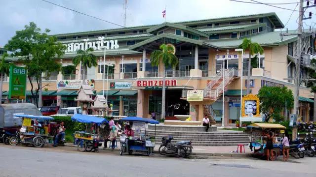 普吉岛在哪里吃海鲜划算,如何在普吉岛吃海鲜吃到爽