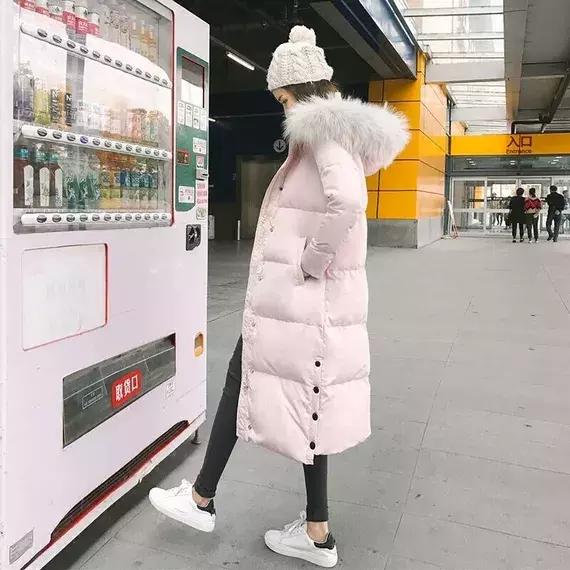 脸小穿大毛领显脸更小吗,显脸瘦帽子加大