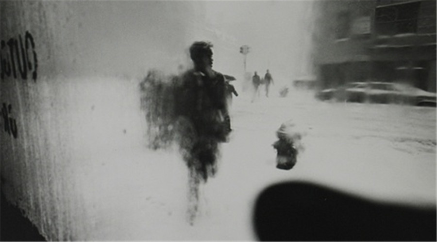 长大后碰到欺负自己的同学,见到欺凌自己的同学