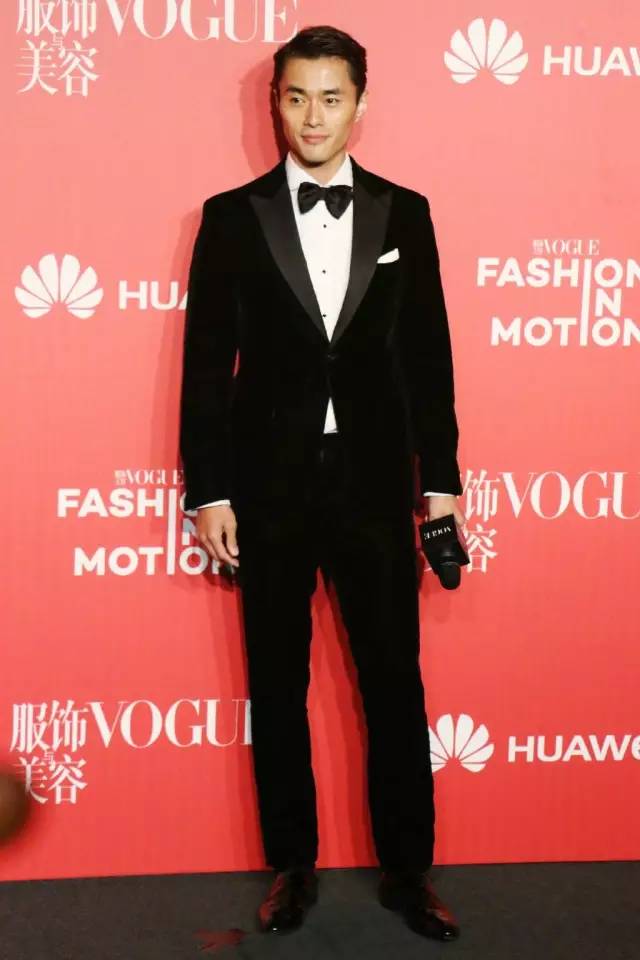 涓浗妯＄壒璧电韬珮 (涓浗妯＄壒璧电韬珮澶氬皯)