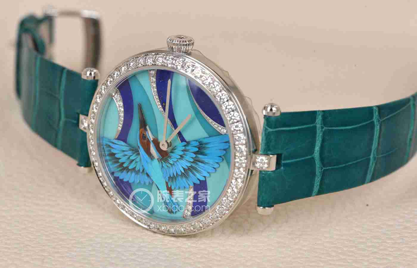 高级定制首饰梵克雅宝,珠宝首饰高级镶嵌梵克雅宝