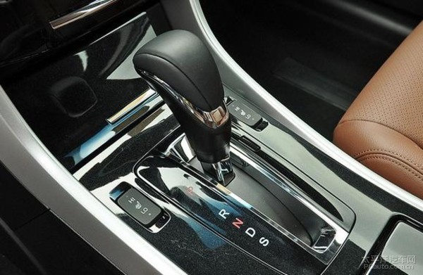 凯美瑞和天籁和雅阁哪个性价比高,雅阁中级轿车排行榜及价格