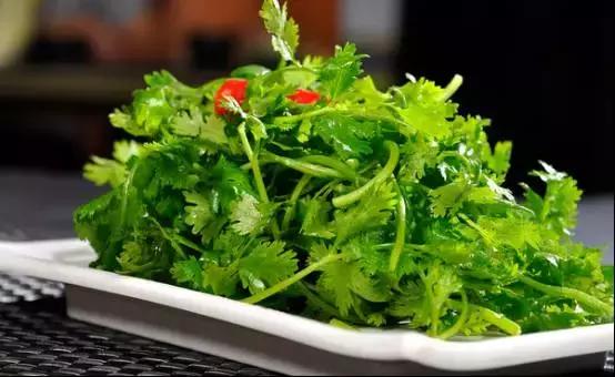 今年的流行色竟然是这几个颜色,2017-2021流行色