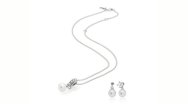 pandora潘多拉手链二手,pandora潘多拉真皮礼盒