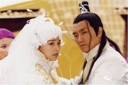 含笑飞天原唱完整版,含笑飞天完整版歌曲