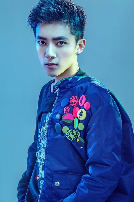 快乐男声李炜比赛视频,2010快乐男声陈翔挑战李炜