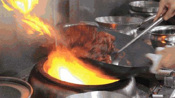 学会这一招切菜很迅速,学刀功切菜