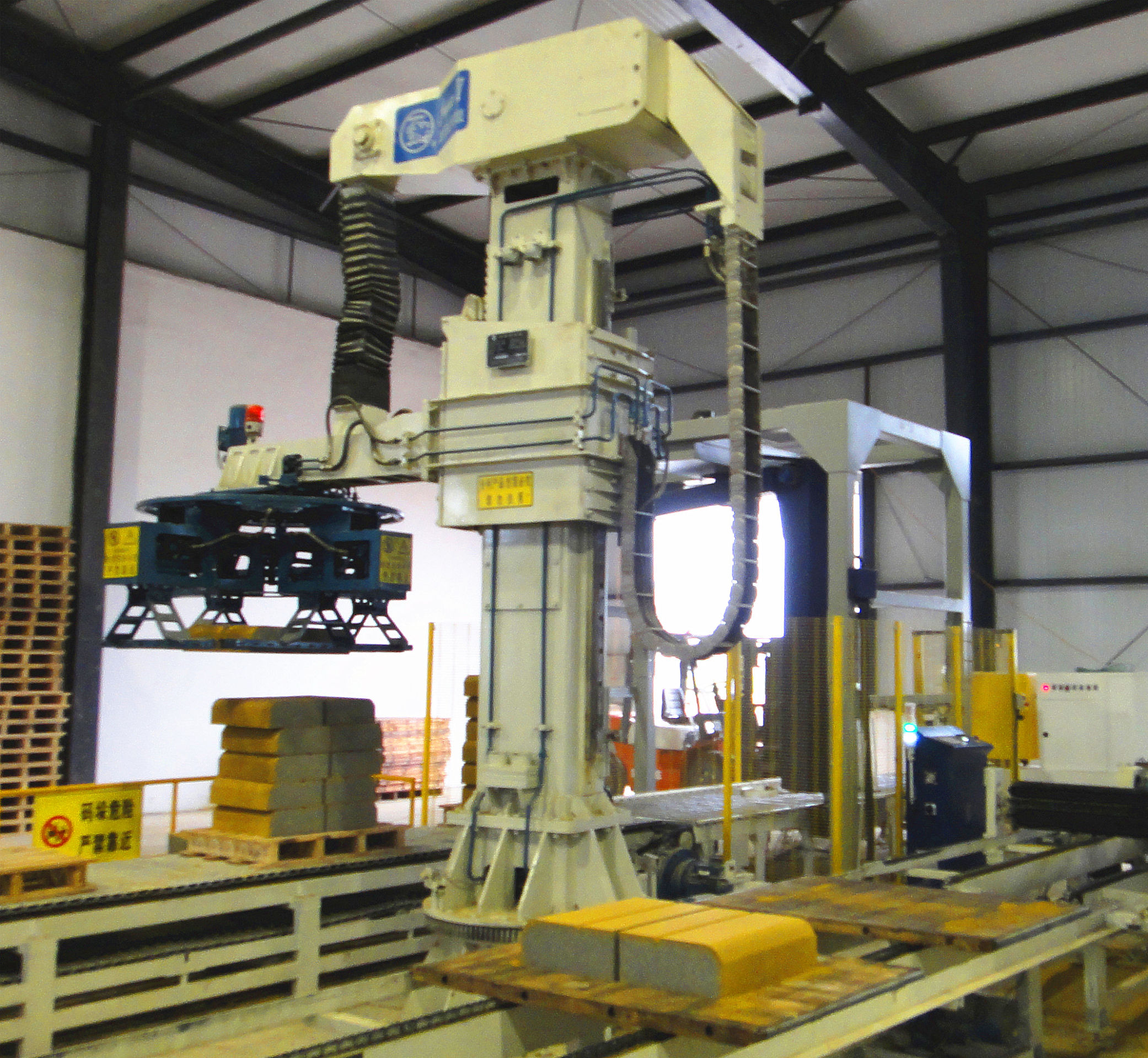 大型空心砌块砖机,走进多彩世界