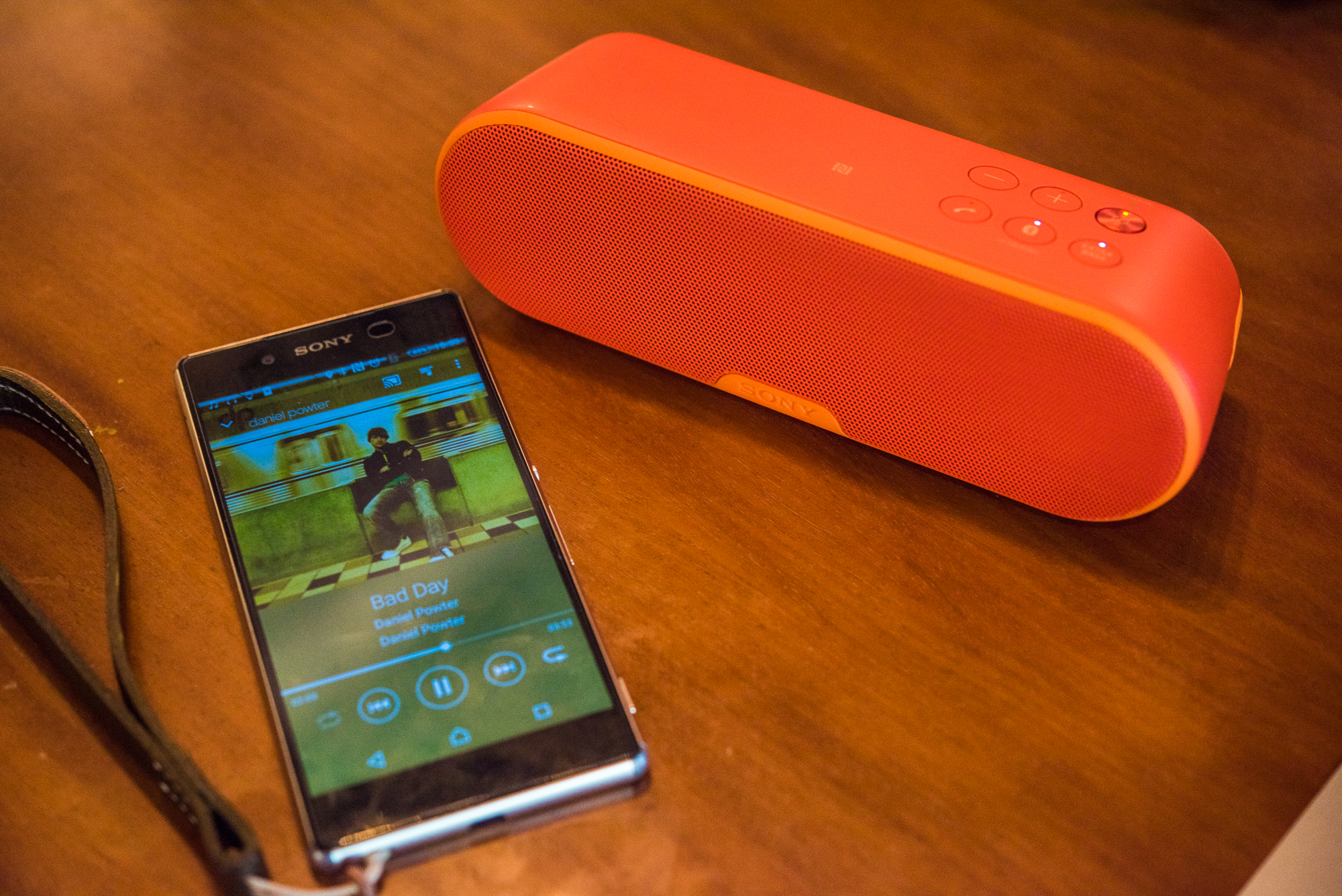 索尼xb22对比评测,索尼XB2